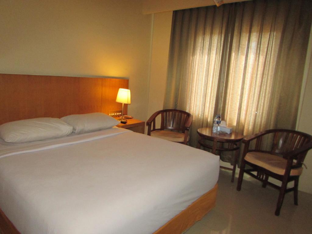 วิซาตา โฮเทล แอมเปรา Hotel ปาเลมบัง ห้อง รูปภาพ